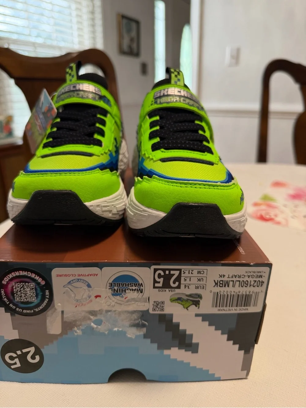 Skechers Kids Neon Green and Black Lighted Sneakers